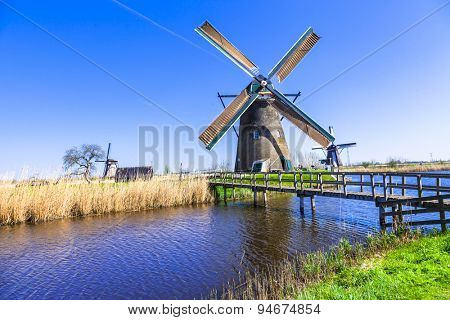 traditional Holland countryside - Kinderdijk, valley of windmill