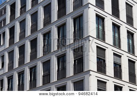 apartment building facade / residential building