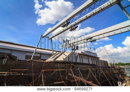 Military Gunt Boat Under Construction, Supper Structure Assembly Step