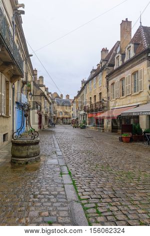 Street In The Medieval Core Of Semur-en-auxois
