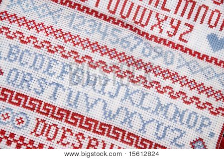 ตัวอักษรปักแฮนด์สี