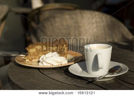 кофе с кусочком applepie