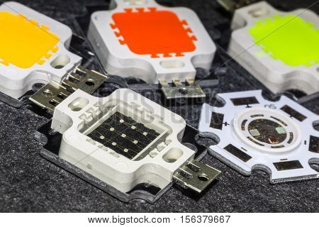 four powerful color 10W LED chips cooled solid aluminum and a smaller 5W chip of circular shape