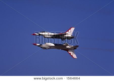 Thunderbirds Solos