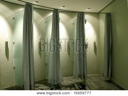Public Dusche