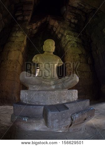 Statue of Jayavarman VII at Phimai historical park. Prasat Hin Phimai Nakhon ratchasima Thailand.