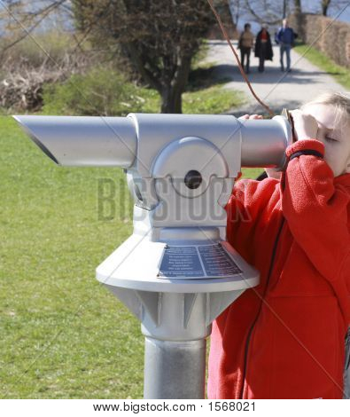 Dívka s Telescope1