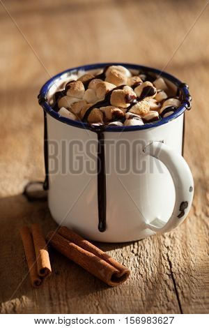 s'mores hot chocolate mini marshmallows cinnamon winter drink