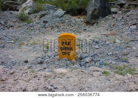 Pak China Ofc Sign At Karakoram Highway - Kkh