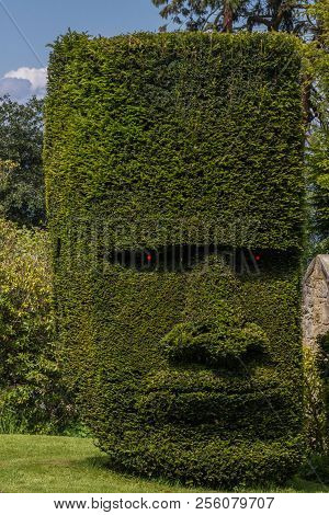 Edinburgh, Scotland, Uk - June 14, 2012: Dalmany House Lands, Along A Rural Road Artistically Cut De