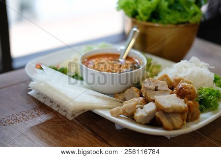 Minced Pork Sausage, Fermented Rice Noodle & Vegetable Served With Chili Sauce. Vietnamese Food Call