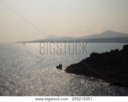 Picture Taken At The Seaside In Jeju Island, South Korea, The Scenery Of The Setting Sun