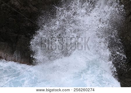 Kaminariiwa Rock And Ranboya Gorge In Goishi Coast, Ofunato, Iwate, Japan