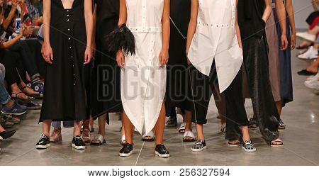 Ukrainian Fashion Week Ss19: Collection By J.perekriostova