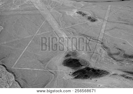Nasca Lines From The Air - Peru