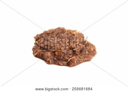 No Bake Chocolate Peanut Butter And Oat Cookies