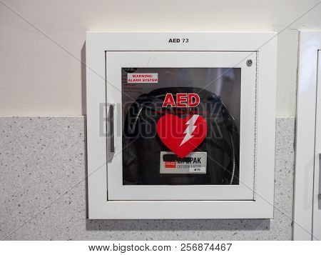Baltimore, Md July 15, 2018: Automated External Defibrillator Aed Machine At Bwi Airport