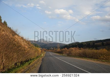 Route Gorno-Altaisk - Artibash. Mountain Altai. Siberia.