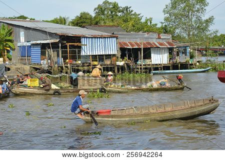 Phong Dien, Vietnam - December 31st 2017. Boats On The River At The Phong Dien Floating Market Near 