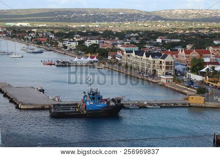 Kralendijk, Bonaire - 12/16/17 -  Downtown Views Of The Town Of Kralendijk, Bonaire