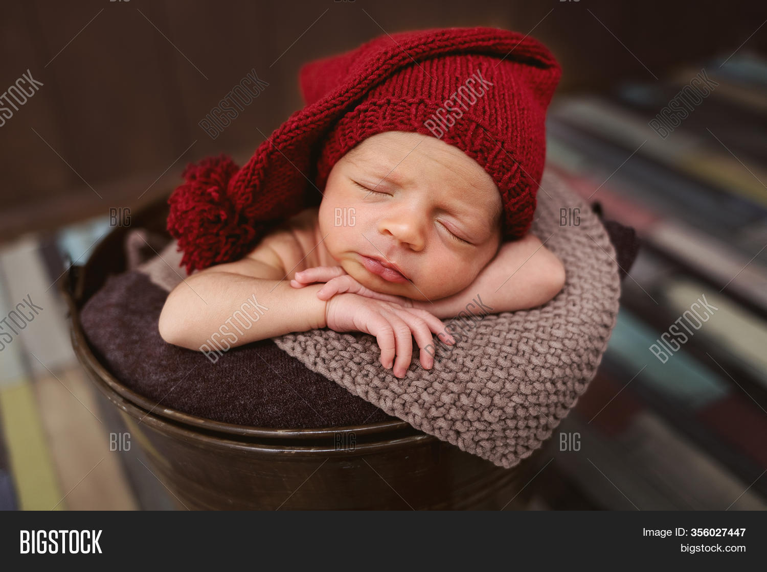 Cute Newborn Baby Hat Image & Photo (Free Trial) Bigstock