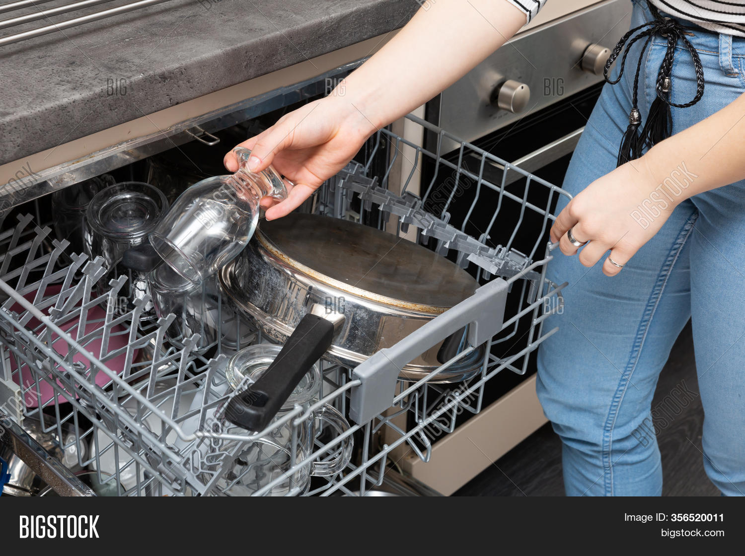 electricity free dishwasher