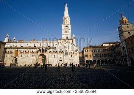 Ancient, Architecture, Attraction, Baroque, Basilica, Blue, Building, Cathedral, Church, City, Citys
