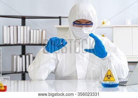 Coronavirus Disease 2019 (covid-19) Testing Process In A Laboratory Preventing The Spread Of Viral R