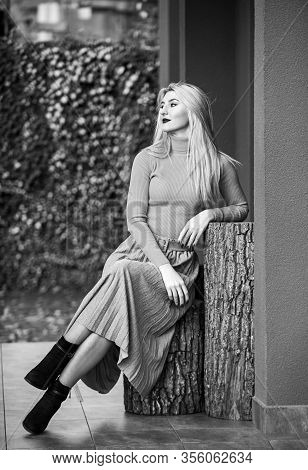 In Her Own Style. Must-have Skirt. Trendy Girl Wear Corrugated Skirt. Pleated Skirt Collection. Woma