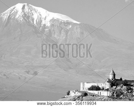 Ararat Plaine Armenia 09 15 19: Khor Virap Monastery Was Host To A Theological Seminary And Was The 