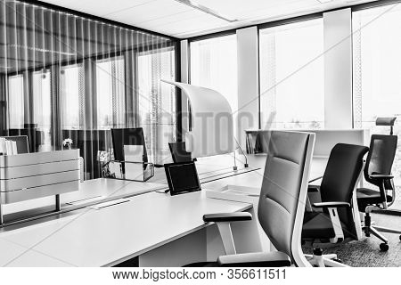 Photo of Private modern office