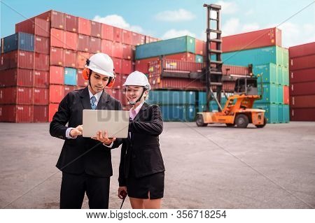 Logistics Engineer Control At The Port, Loading Containers For Trucks Export And Importing Logistic 