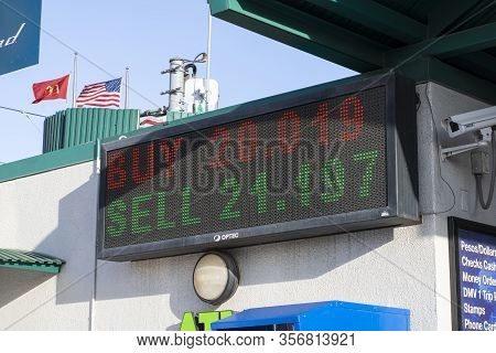 San Ysidro, California, Usa - March 20, 2020: The Coronavirus Panic Caused The Mexican Peso To Fall 