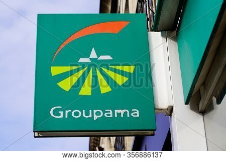 Bordeaux , Aquitaine / France - 11 13 2019 : Groupama Logo Office Sign On French Insurance Agency