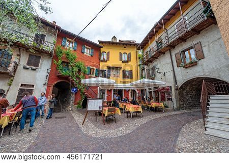 Castelletto Di Brenzone, Italy - May 16, 2020: Small Restaurant In The Small And Ancient Village Of 