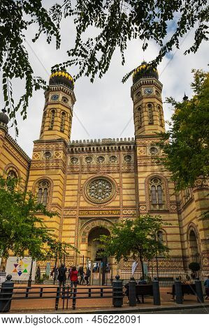Budapest, Hungary - 13 October, 2019: The Dohany Street Synagogue, Also Known As The Great Synagogue