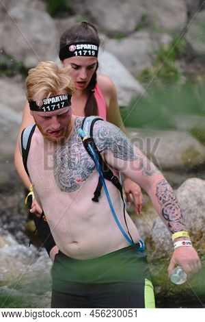 Encamp, Andorra : 2022 June 11 : Competitors Participate In The 2020 Spartan Race Obstacle Racing Ch
