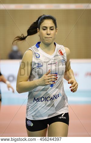 Istanbul, Turkey - January 09, 2022: Cagla Akin In Eczacibasi Vs Nilufer Belediyespor Turkish Sultan