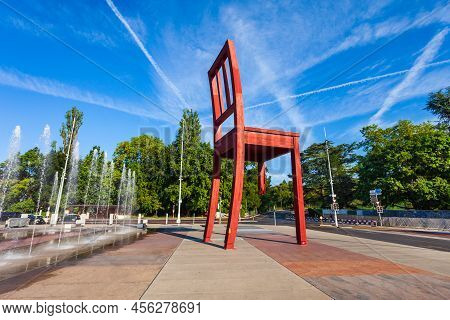 Geneva, Switzerland - July 20, 2019: Broken Chair Or Chaise Cassee Is A Wooden Sculpture By The Swis