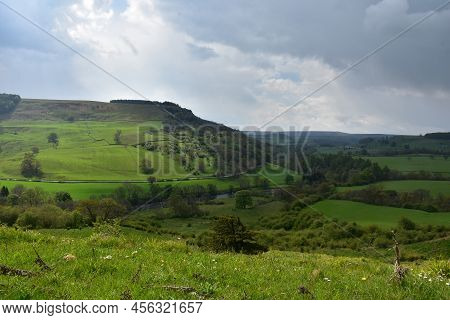 Gorgeous Swaledale Landscape In Northern England In The Spring Time.