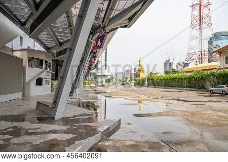 Bangkok, Thailand - 30 Apr 2021, A Place Of Bangkok Tourist Terminal At Showdc Shopping Mall That Cl