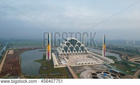 Aerial View Of The Beautiful Scenery Al-jabbar Bandung Mosque Building, A Large Mosque In The City O