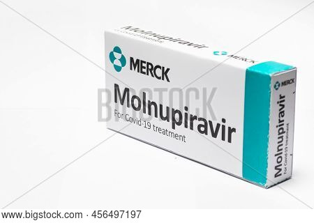 Oral Antiviral Drug Pill Molnupiravir Developed By Merck