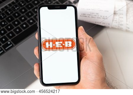 Heb Mobile Application Of The Supermarket Chain In A Smartphone. Online Purchase With A Laptop And A