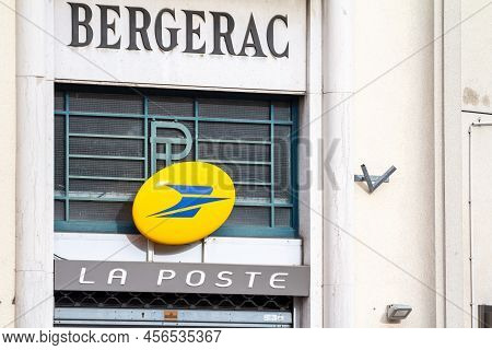 Bergerac, France - February 21, 2022: Logo Of La Poste On Their Local Post Office For Bergerac. Grou