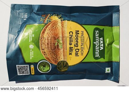 Tata Sampann Moong Dal Chilla Mix Instant Food. Readymad Batter To Make Greengram Recipe Called Chil
