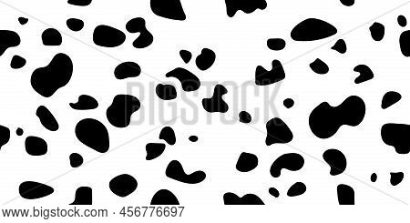Dalmatian Or Cow Seamless Pattern. Animal Print With Black Stains. Puppy, Leopard Or Cheetah Skin Te