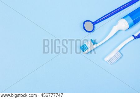 An Indispensable Set For Deep And Thorough Cleaning Of The Oral Cavity. Equipment For Cleaning Brace