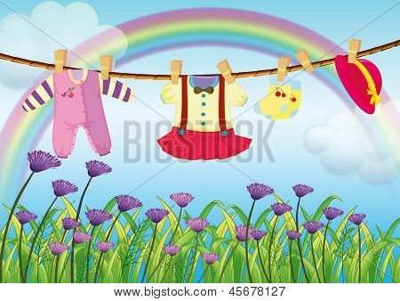 Ilustração do bebê pendurando roupas perto de jardim com flores frescas