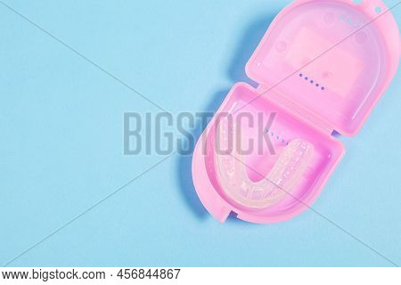 Orthodontic Silicone Simulator. Tray For Teeth In A Case Invisible Leveling Brackets. Mobile Orthodo